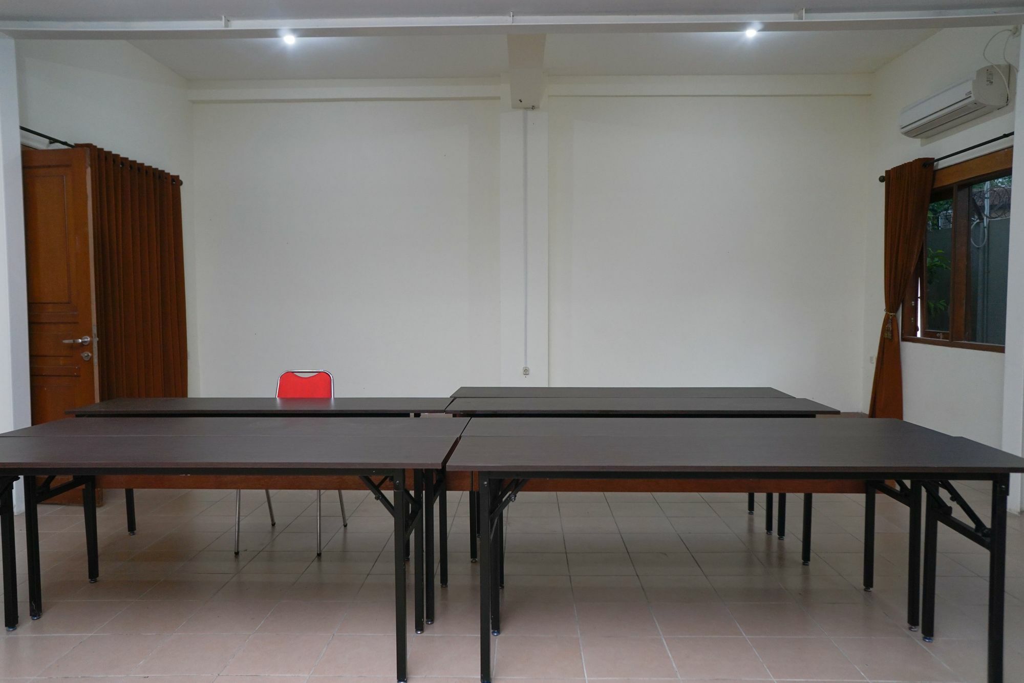 Reddoorz Plus @ Ciumbuleuit Area Бандунг Екстериор снимка