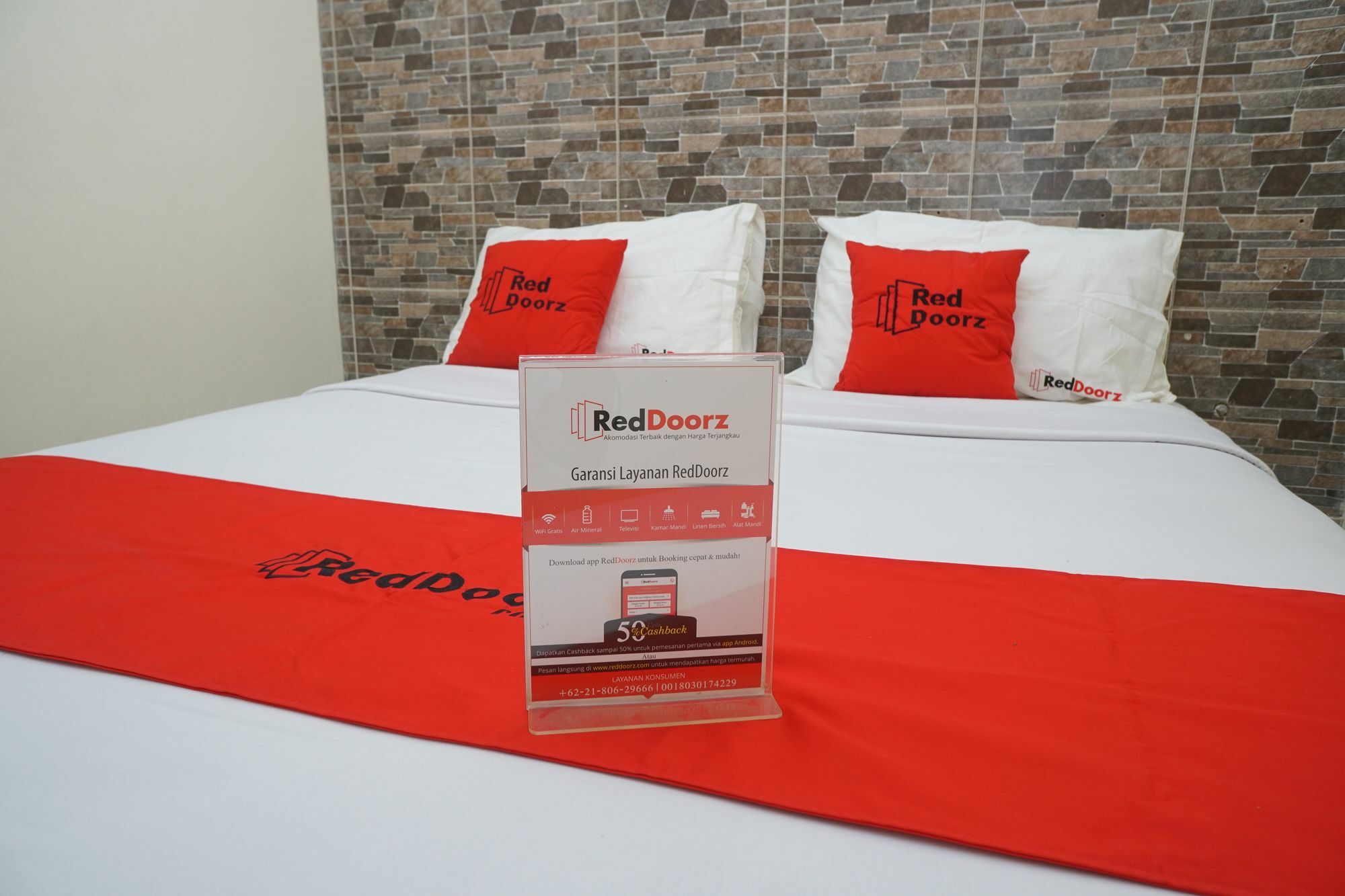 Reddoorz Plus @ Ciumbuleuit Area Бандунг Екстериор снимка